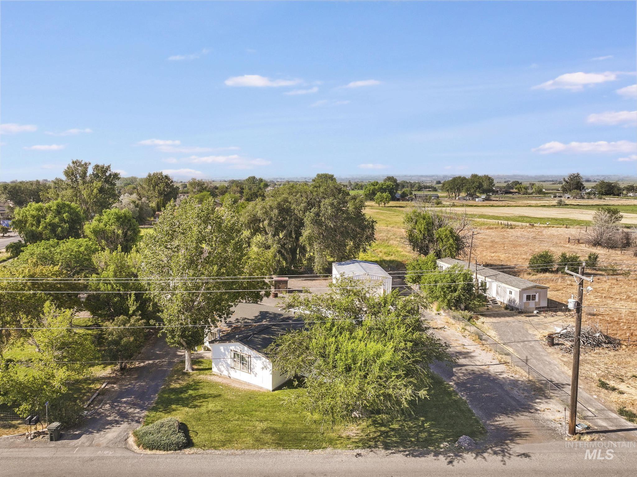 1506 E 4150 N, Buhl, Idaho 83316, 3 Bedrooms, 2 Bathrooms, Residential For Sale, Price $340,000, 98996273
