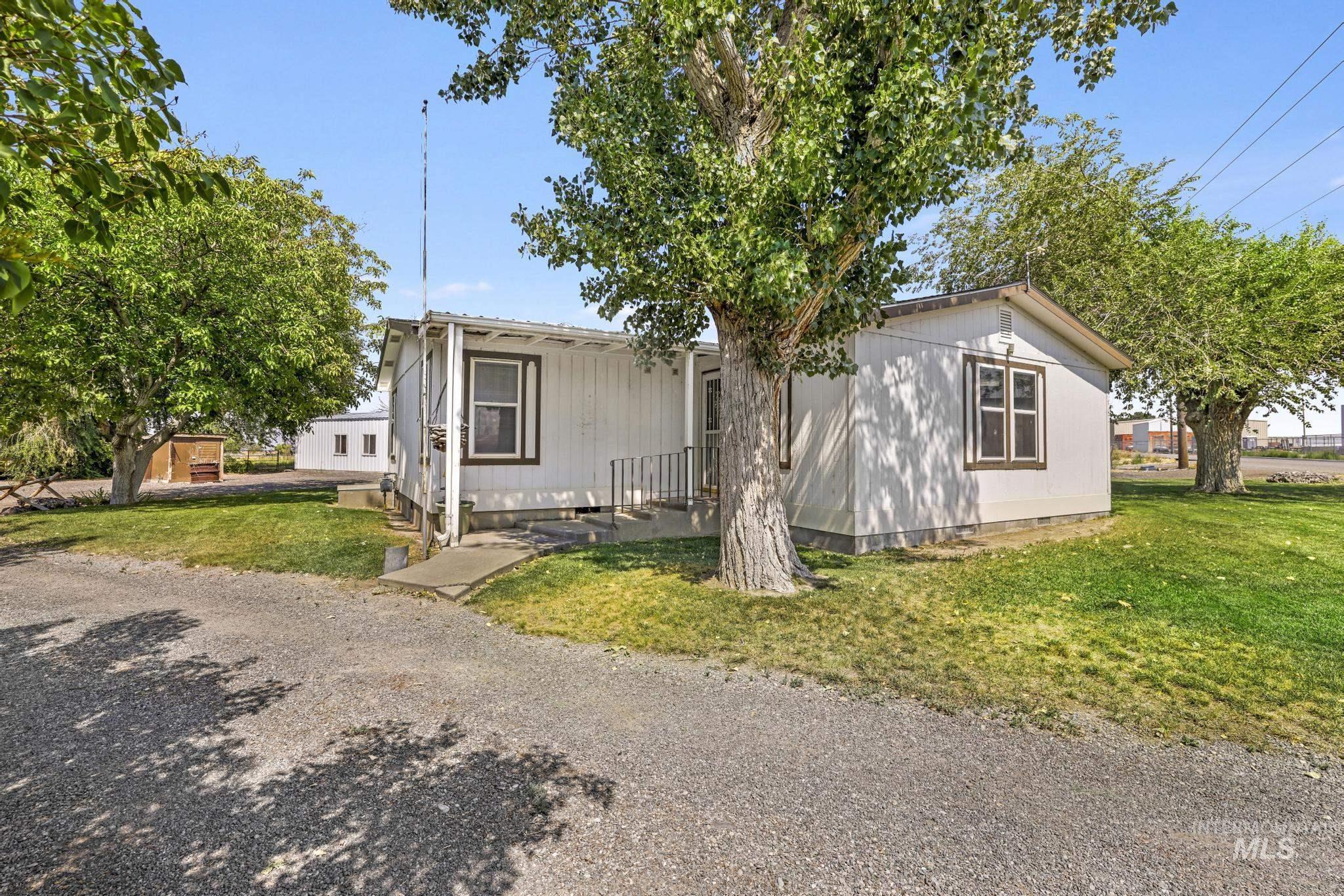 1506 E 4150 N, Buhl, Idaho 83316, 3 Bedrooms, 2 Bathrooms, Residential For Sale, Price $340,000, 98996273