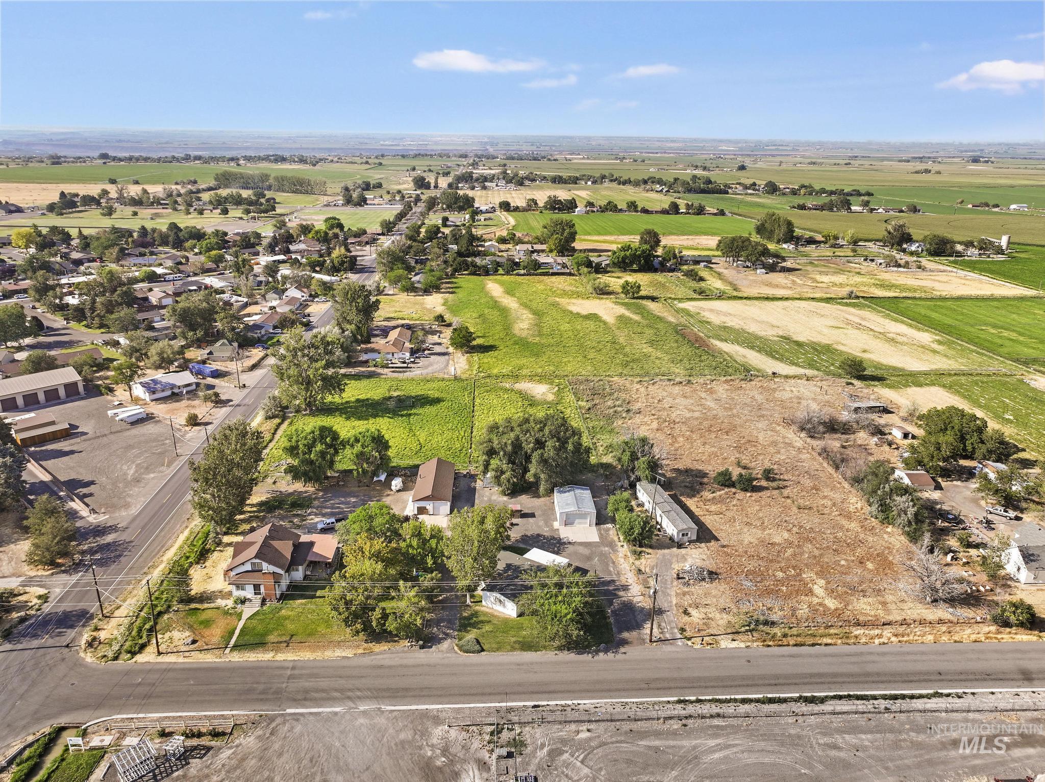 1506 E 4150 N, Buhl, Idaho 83316, 3 Bedrooms, 2 Bathrooms, Residential For Sale, Price $340,000, 98996273