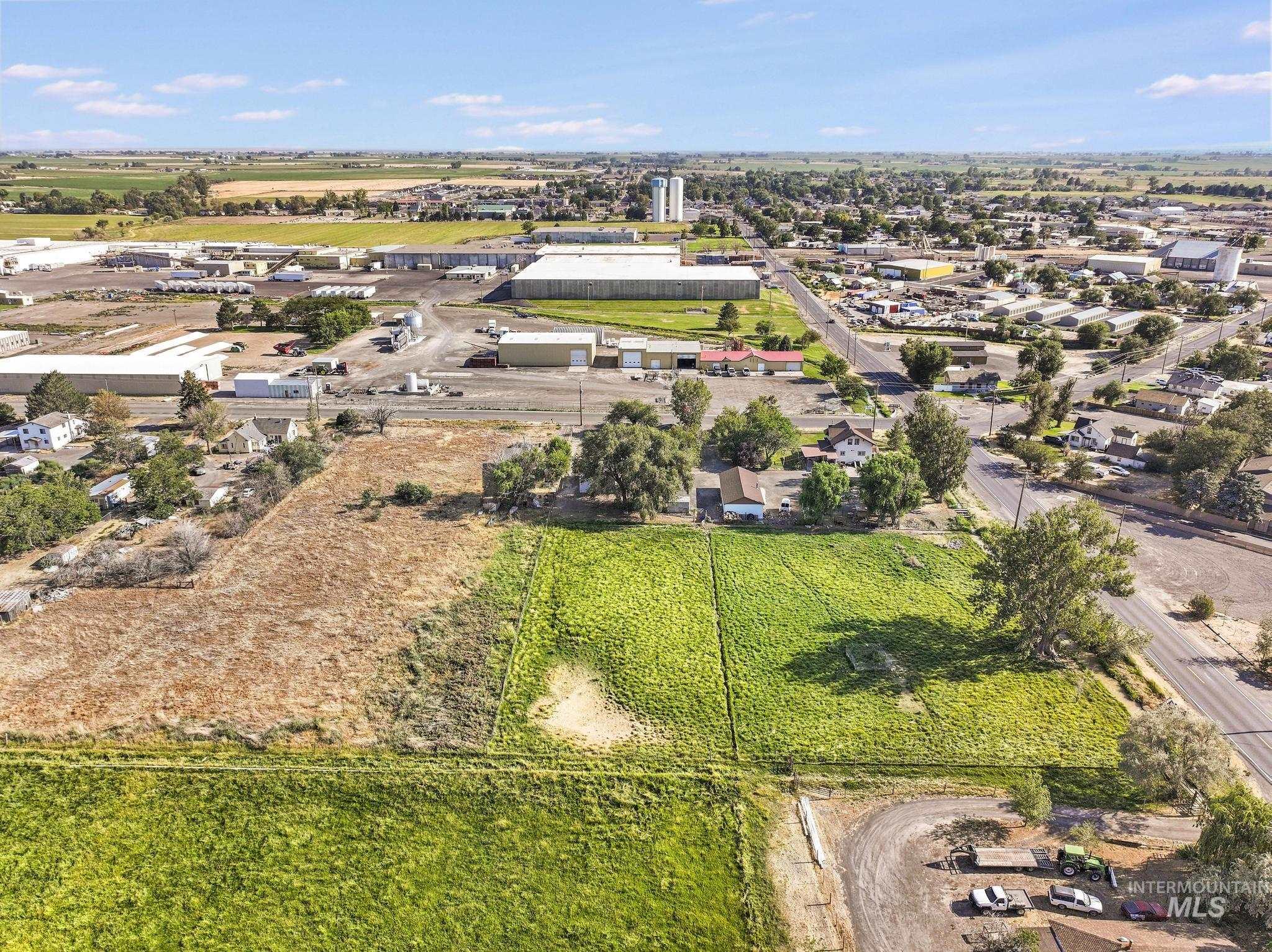 1506 E 4150 N, Buhl, Idaho 83316, 3 Bedrooms, 2 Bathrooms, Residential For Sale, Price $340,000, 98996273