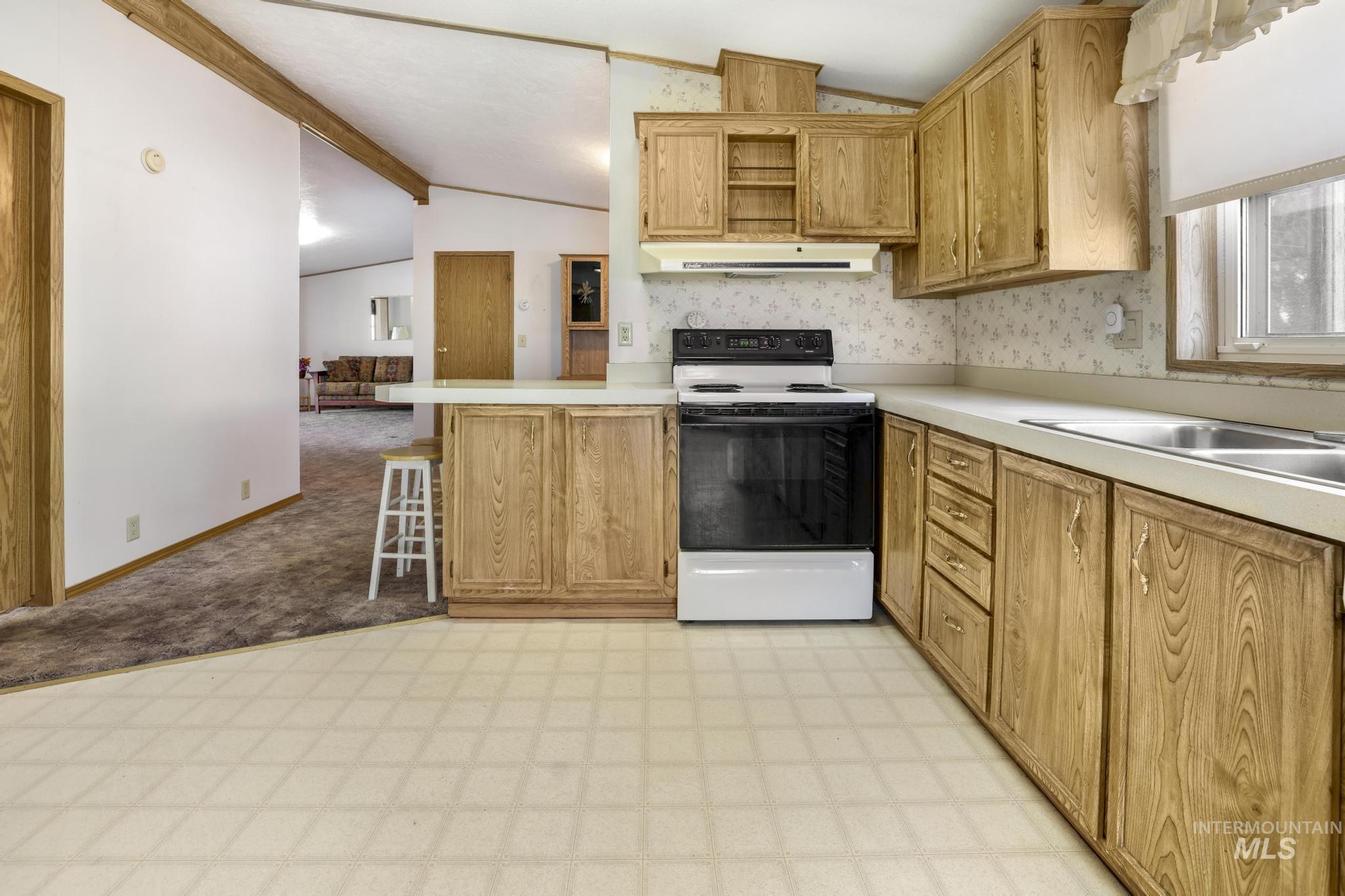 1506 E 4150 N, Buhl, Idaho 83316, 3 Bedrooms, 2 Bathrooms, Residential For Sale, Price $340,000, 98996273