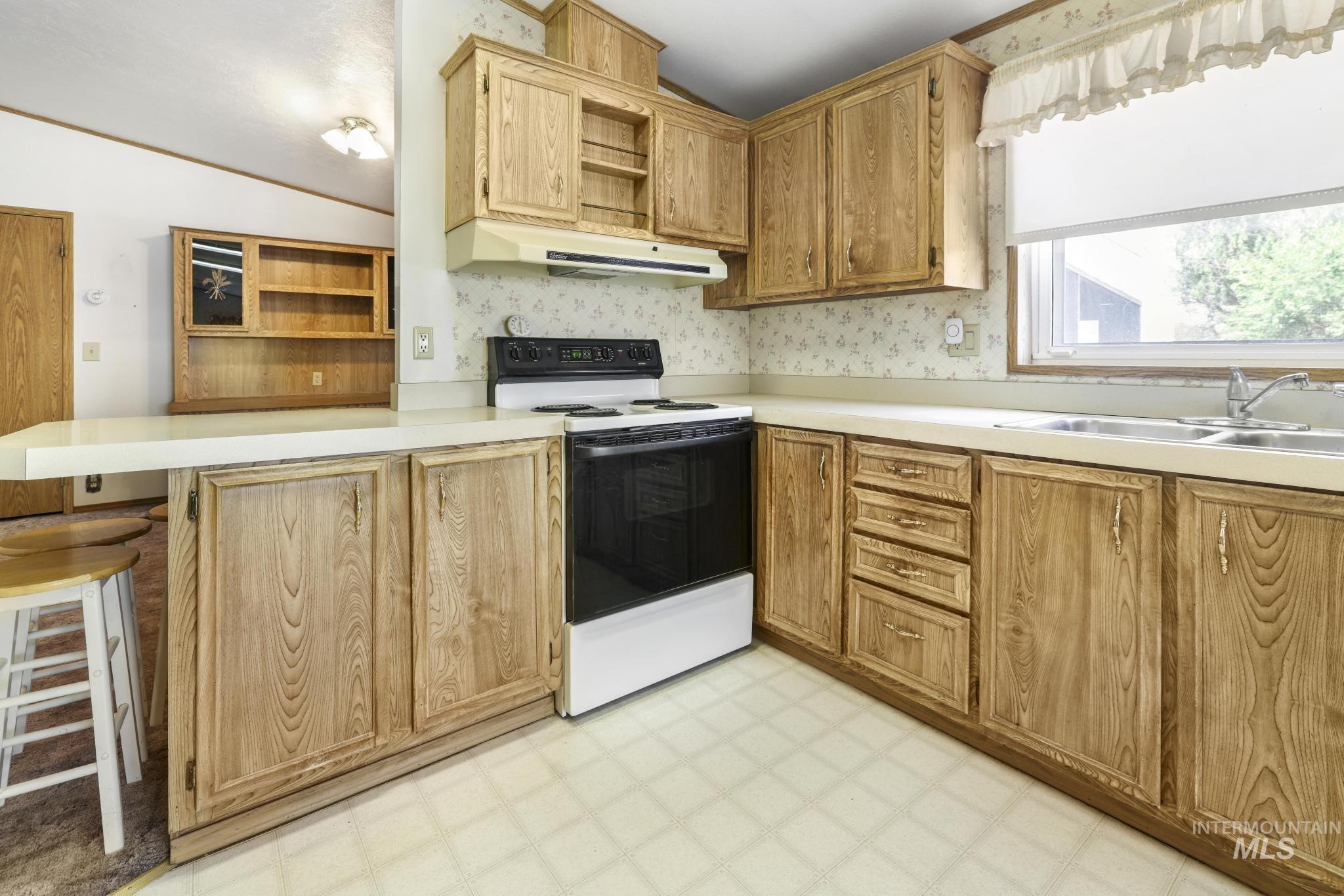 1506 E 4150 N, Buhl, Idaho 83316, 3 Bedrooms, 2 Bathrooms, Residential For Sale, Price $340,000, 98996273