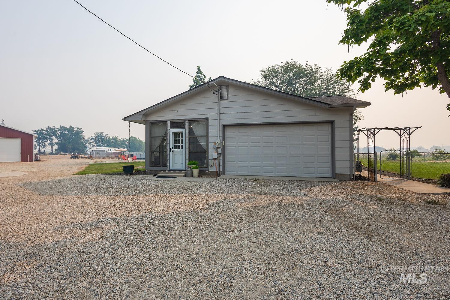 110 E Sales Yard Rd, Emmett, Idaho 83617, 4 Bedrooms, 2.5 Bathrooms, Residential For Sale, Price $940,000, 98996274