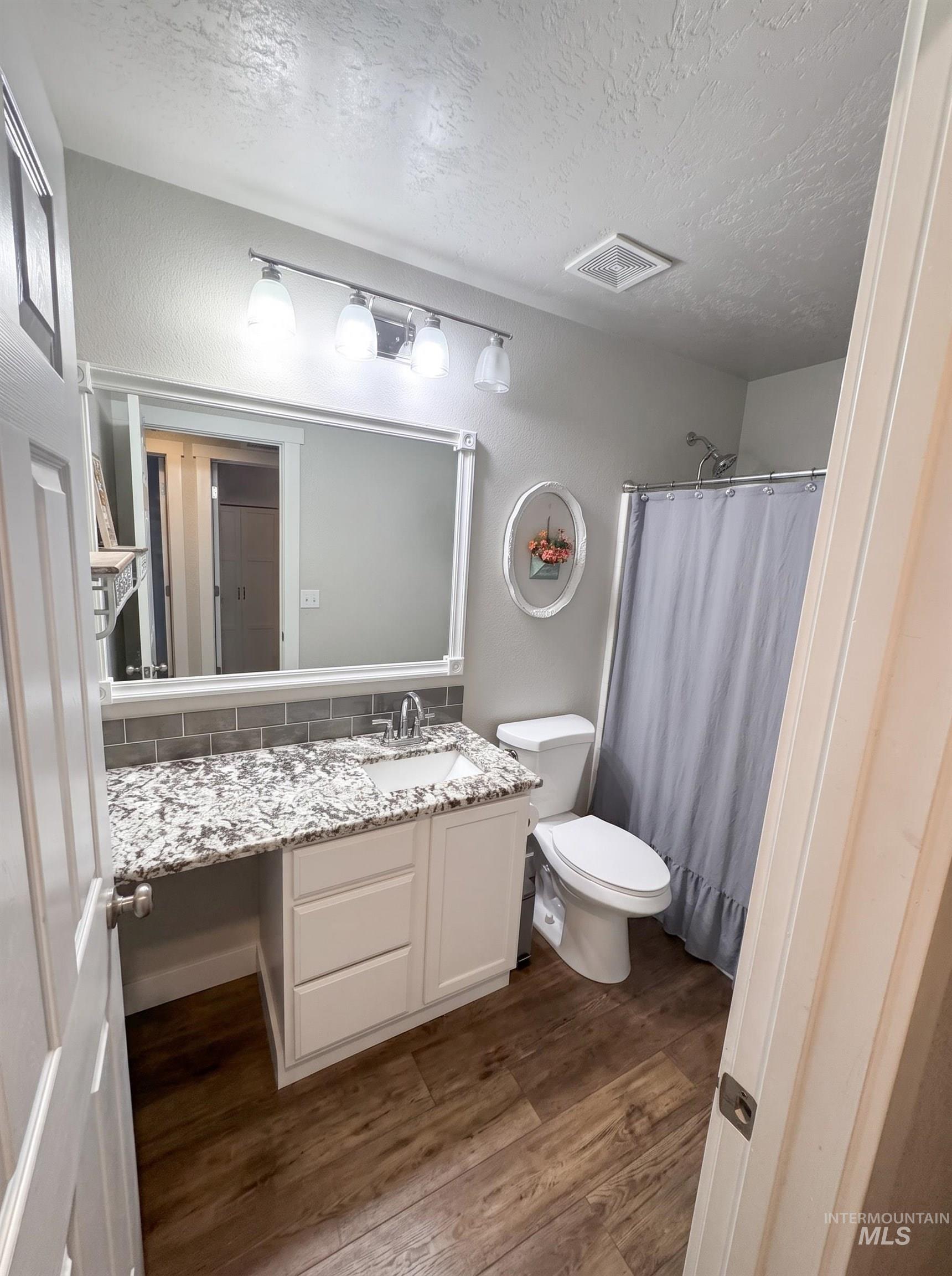 543 Forty Niner Ct, Middleton, Idaho 83644, 3 Bedrooms, 2 Bathrooms, Residential For Sale, Price $390,000, 98996277