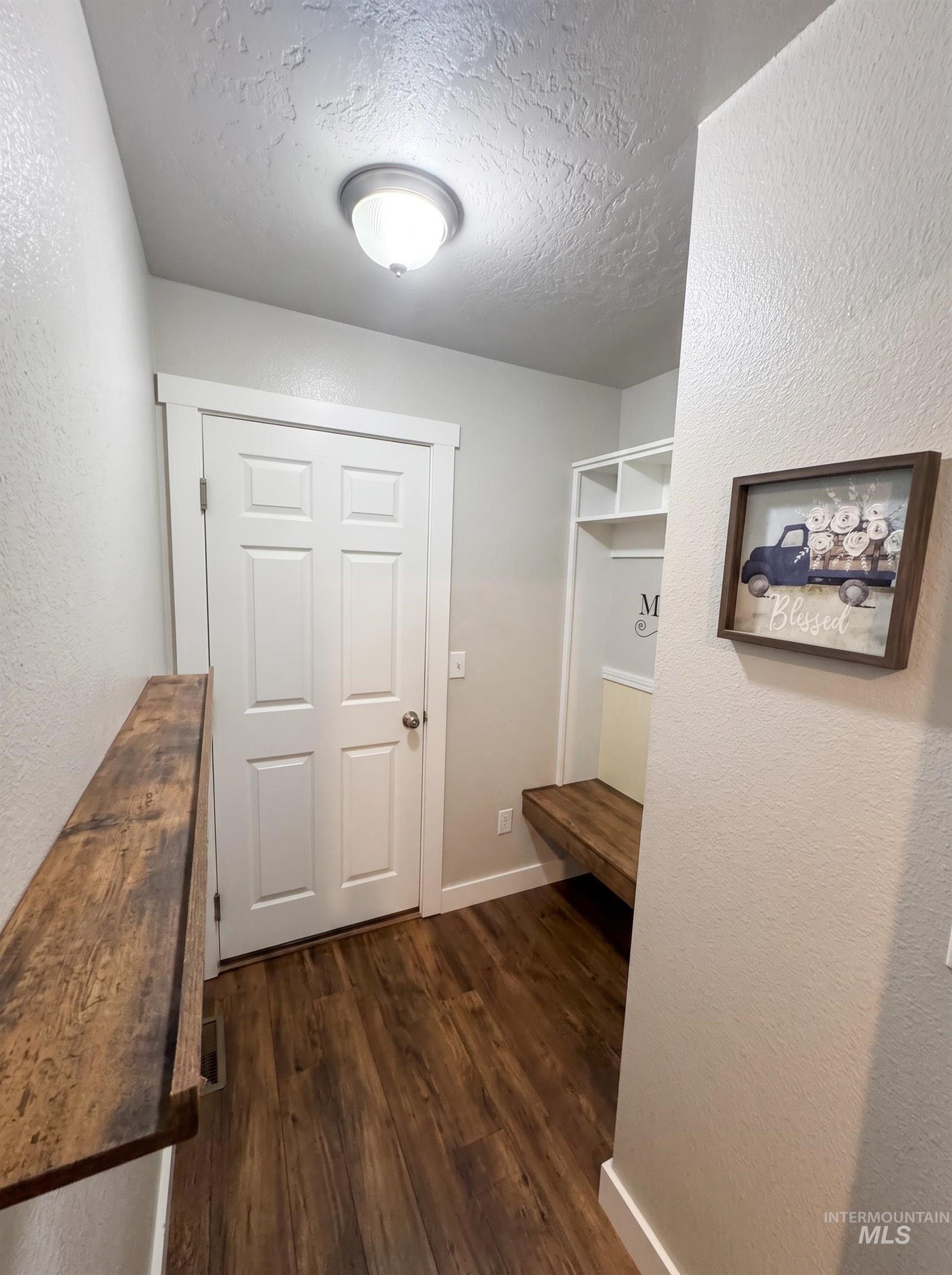 543 Forty Niner Ct, Middleton, Idaho 83644, 3 Bedrooms, 2 Bathrooms, Residential For Sale, Price $390,000, 98996277