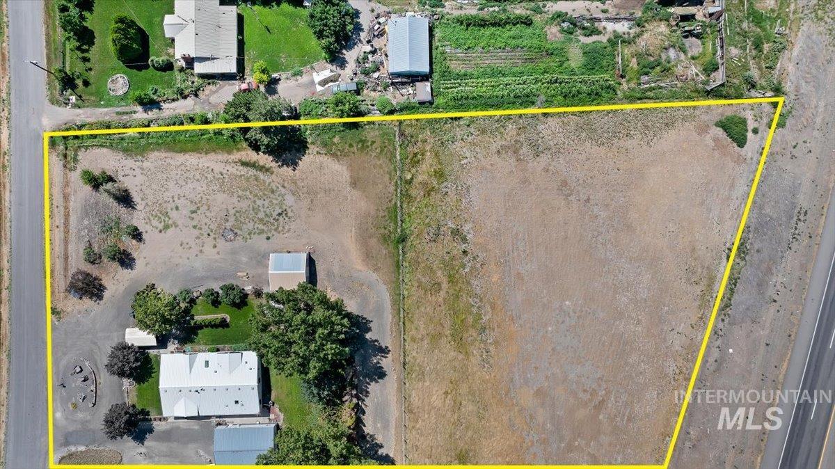 2048 E 3050 S, Wendell, Idaho 83355, 3 Bedrooms, 2 Bathrooms, Residential For Sale, Price $514,999, 98996278