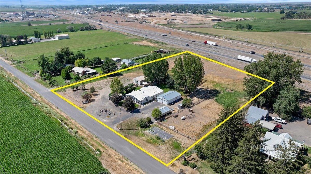 2048 E 3050 S, Wendell, Idaho 83355, 3 Bedrooms, 2 Bathrooms, Residential For Sale, Price $514,999, 98996278