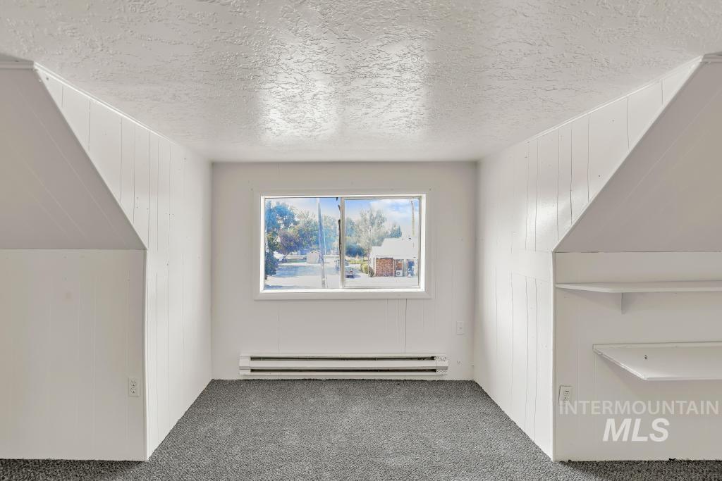 220 Kootenai Ave, Richfield, Idaho 83349, 3 Bedrooms, 1 Bathroom, Residential For Sale, Price $300,000, 98996286