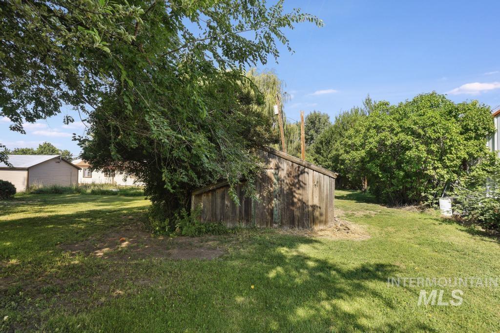 220 Kootenai Ave, Richfield, Idaho 83349, 3 Bedrooms, 1 Bathroom, Residential For Sale, Price $300,000, 98996286
