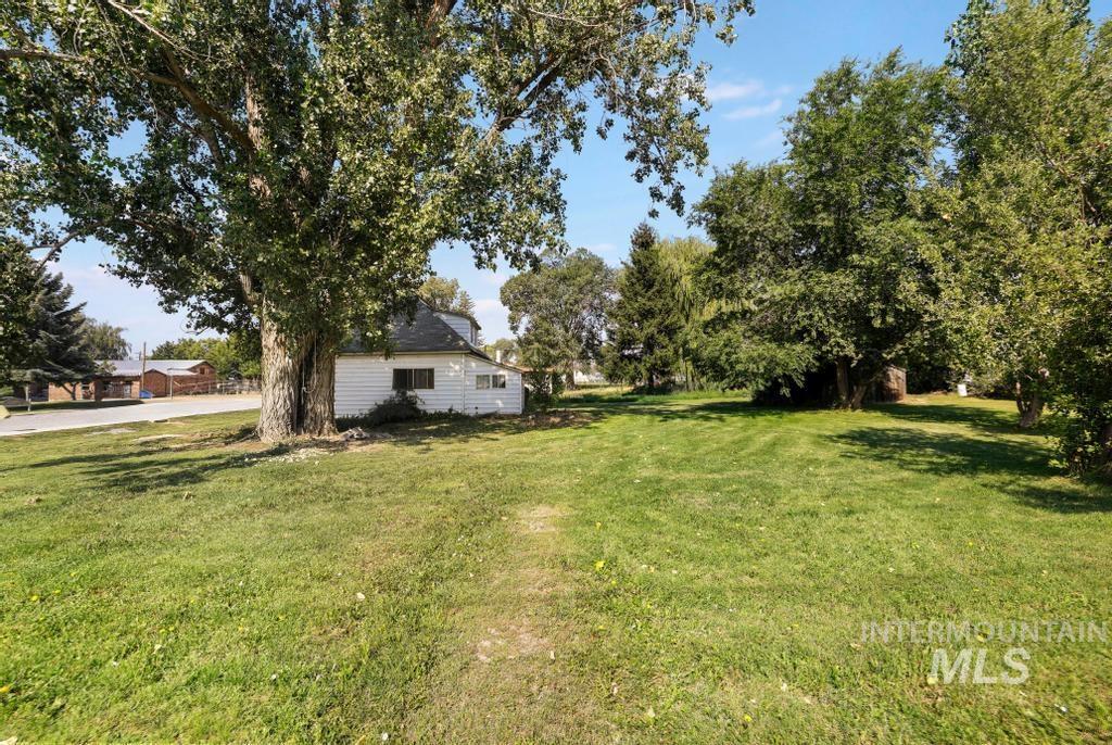 220 Kootenai Ave, Richfield, Idaho 83349, 3 Bedrooms, 1 Bathroom, Residential For Sale, Price $300,000, 98996286