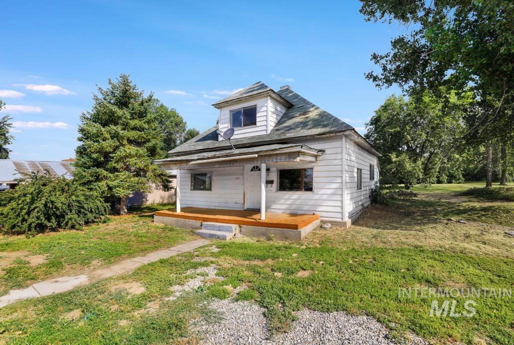 220 Kootenai Ave, Richfield, Idaho 83349, 3 Bedrooms, 1 Bathroom, Residential For Sale, Price $300,000, 98996286
