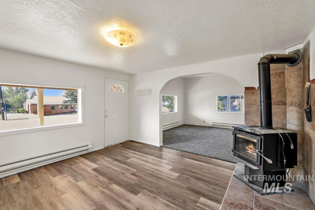 220 Kootenai Ave, Richfield, Idaho 83349, 3 Bedrooms, 1 Bathroom, Residential For Sale, Price $300,000, 98996286