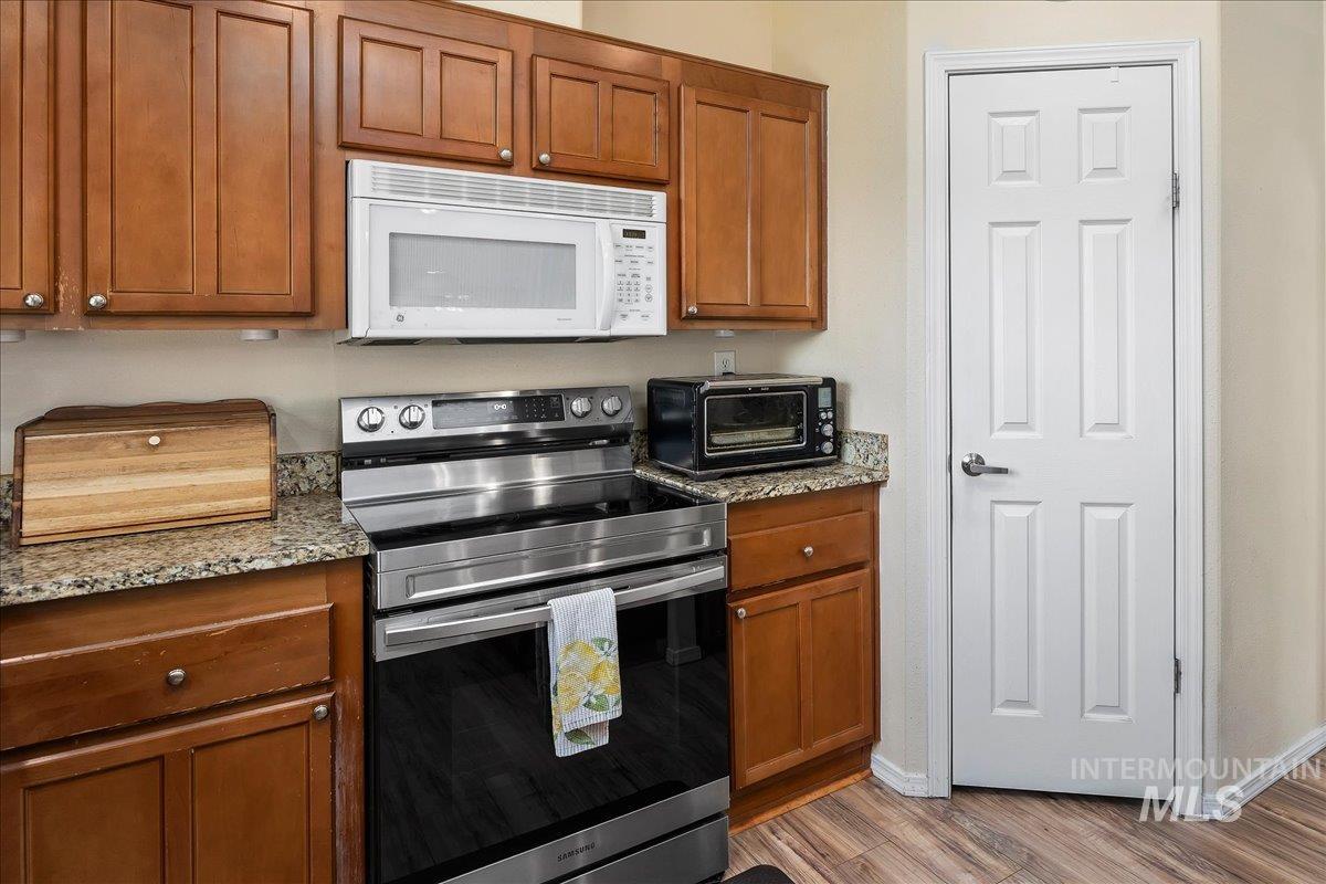 2048 E 3050 S, Wendell, Idaho 83355, 3 Bedrooms, 2 Bathrooms, Residential For Sale, Price $514,999, 98996287