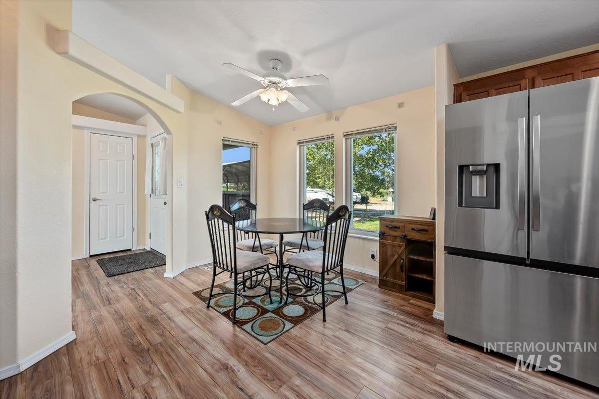2048 E 3050 S, Wendell, Idaho 83355, 3 Bedrooms, 2 Bathrooms, Residential For Sale, Price $514,999, 98996287