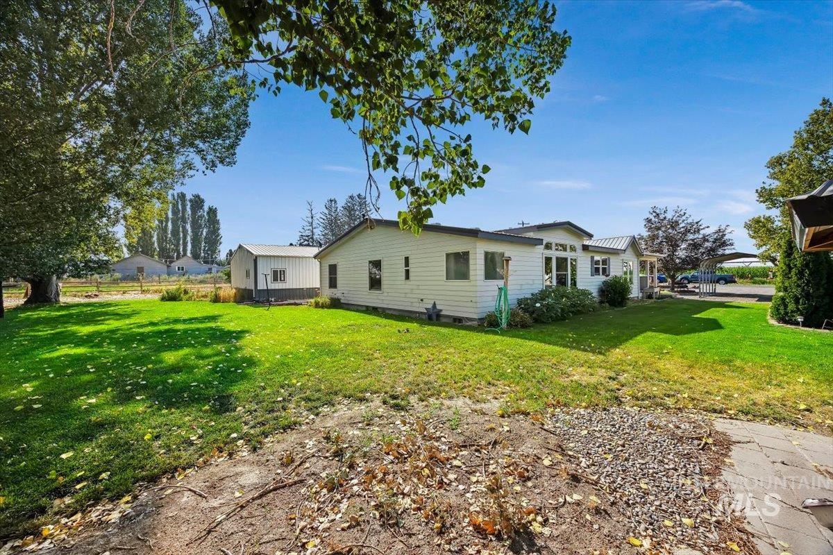 2048 E 3050 S, Wendell, Idaho 83355, 3 Bedrooms, 2 Bathrooms, Residential For Sale, Price $514,999, 98996287