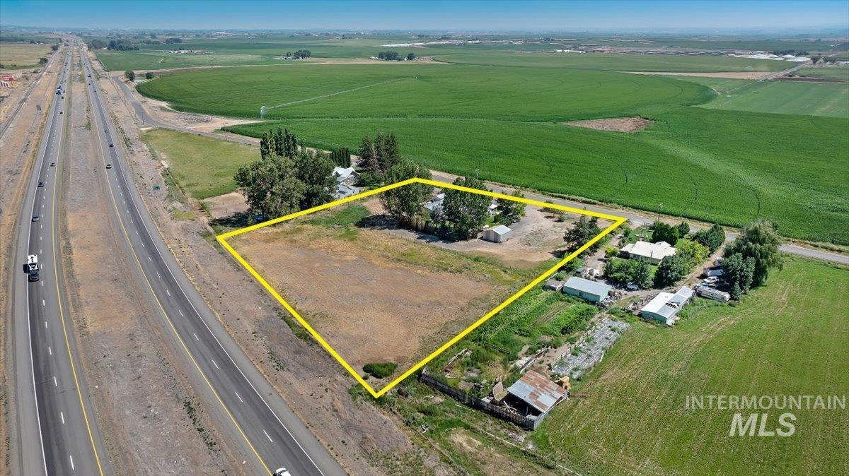2048 E 3050 S, Wendell, Idaho 83355, 3 Bedrooms, 2 Bathrooms, Residential For Sale, Price $514,999, 98996287