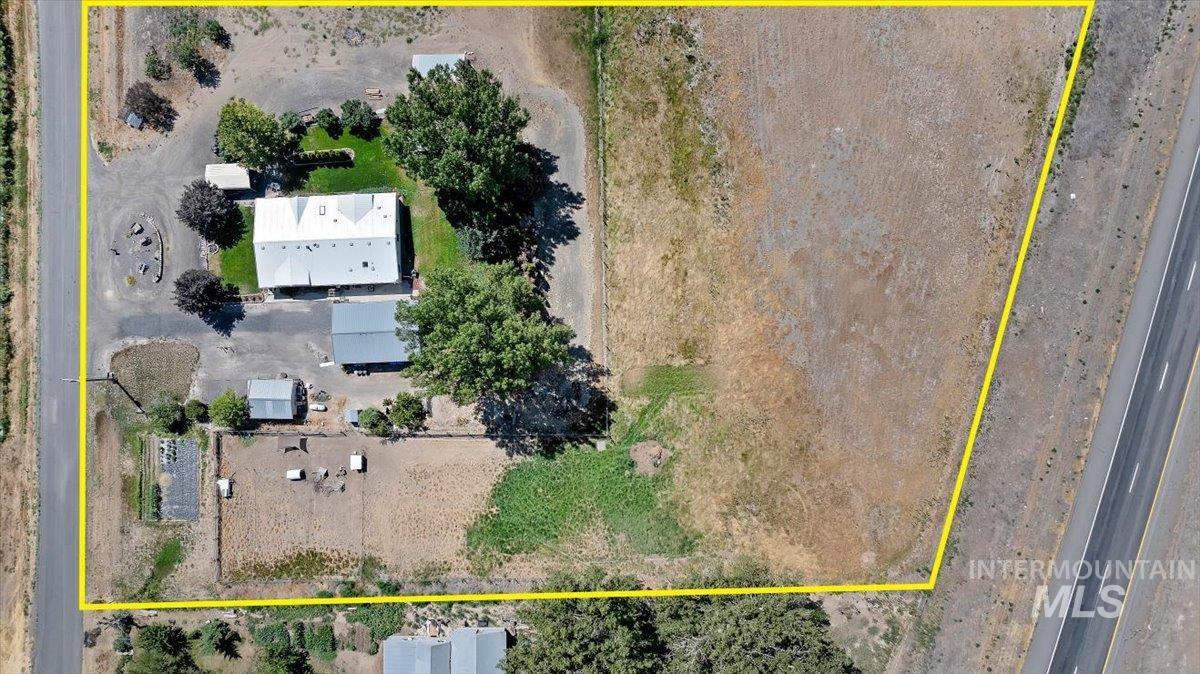 2048 E 3050 S, Wendell, Idaho 83355, 3 Bedrooms, 2 Bathrooms, Residential For Sale, Price $514,999, 98996287