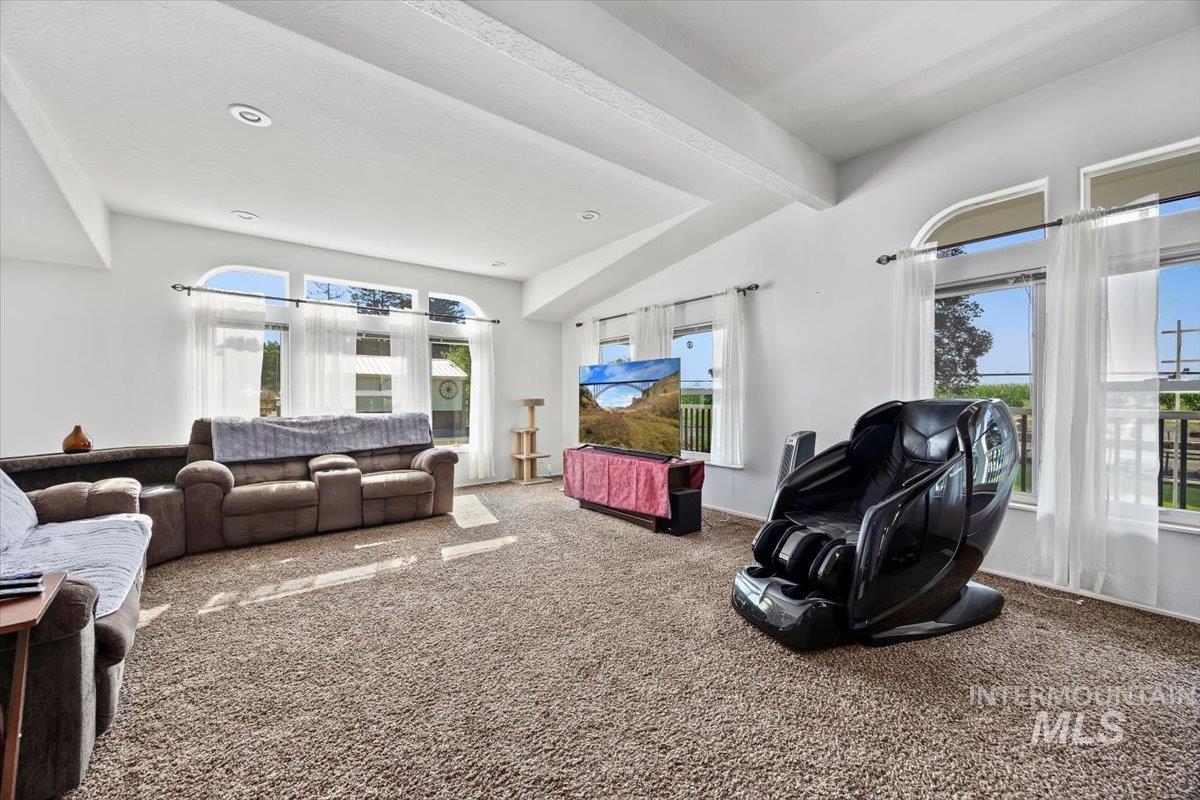 2048 E 3050 S, Wendell, Idaho 83355, 3 Bedrooms, 2 Bathrooms, Residential For Sale, Price $514,999, 98996287