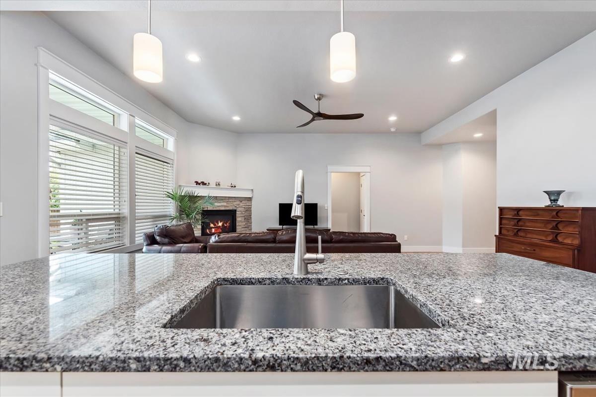 1278 W Bolton Ln, Eagle, Idaho 83646, 3 Bedrooms, 2 Bathrooms, Residential For Sale, Price $595,000, 98996289