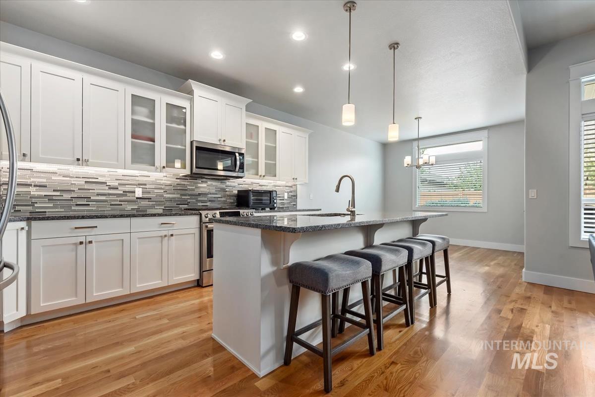1278 W Bolton Ln, Eagle, Idaho 83646, 3 Bedrooms, 2 Bathrooms, Residential For Sale, Price $595,000, 98996289