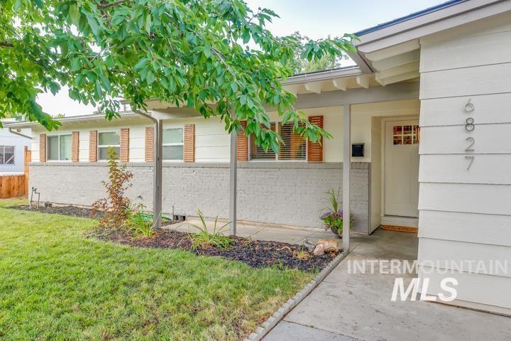 6827 W Ashland, Boise, Idaho 83709, 4 Bedrooms, 2.5 Bathrooms, Residential For Sale, Price $489,000, 98996299