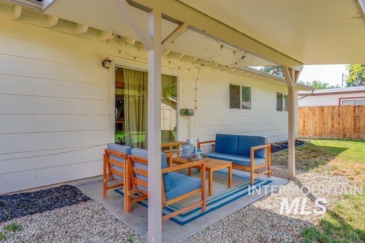 6827 W Ashland, Boise, Idaho 83709, 4 Bedrooms, 2.5 Bathrooms, Residential For Sale, Price $489,000, 98996299