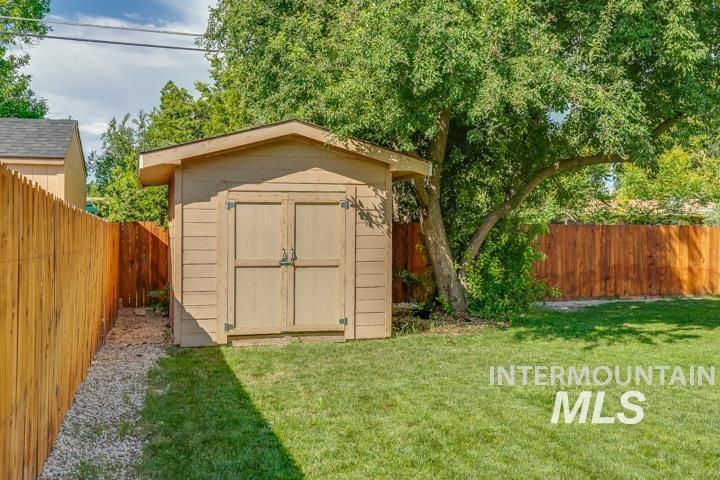 6827 W Ashland, Boise, Idaho 83709, 4 Bedrooms, 2.5 Bathrooms, Residential For Sale, Price $489,000, 98996299