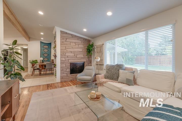 6827 W Ashland, Boise, Idaho 83709, 4 Bedrooms, 2.5 Bathrooms, Residential For Sale, Price $489,000, 98996299