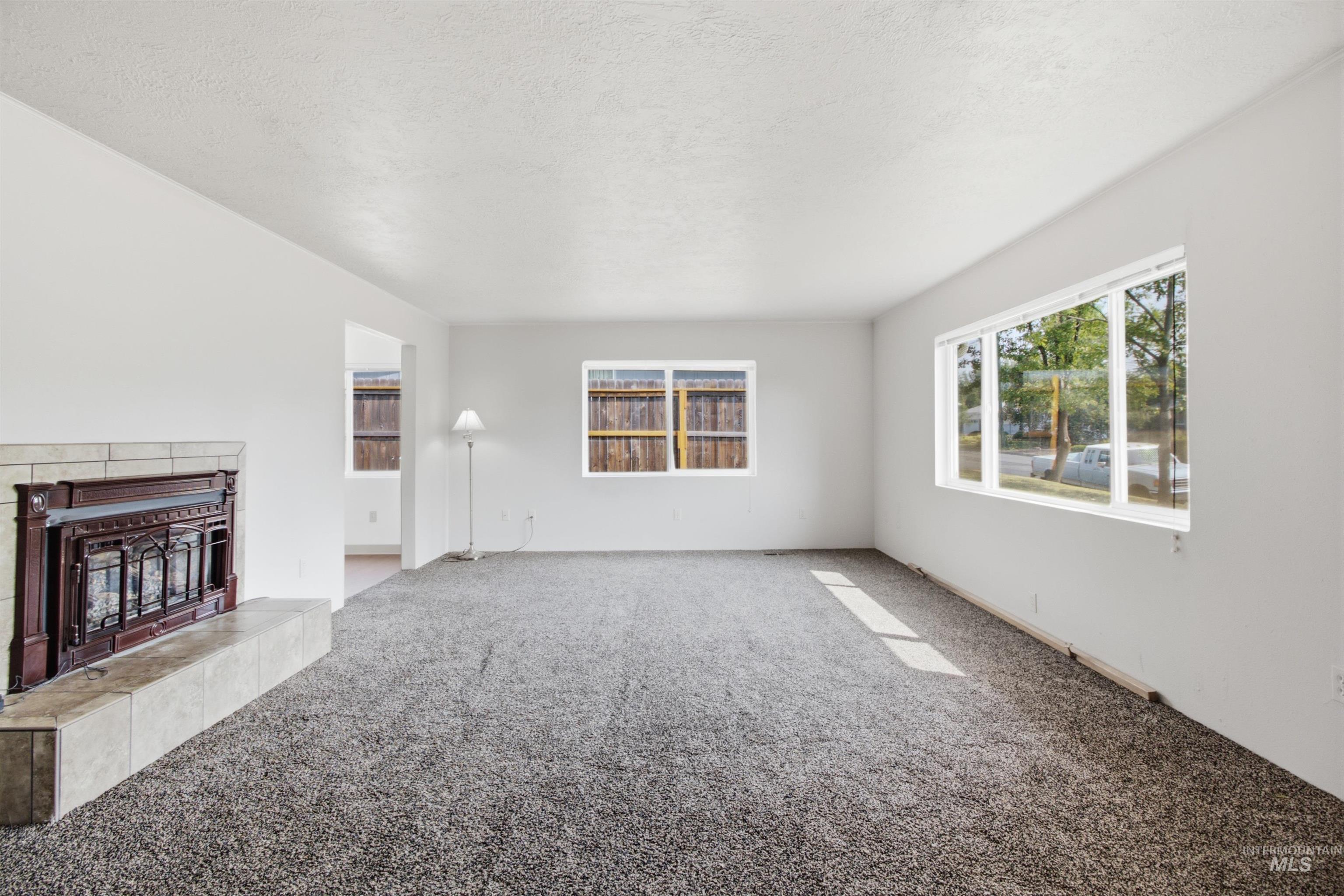923 N Cleveland St, Moscow, Idaho 83843, 4 Bedrooms, 3 Bathrooms, Residential For Sale, Price $455,000, 98996300