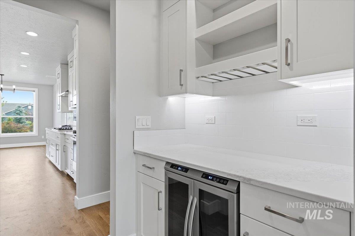 2620 N Rivington Ave, Eagle, Idaho 83616, 4 Bedrooms, 2.5 Bathrooms, Residential For Sale, Price $950,000, 98996302
