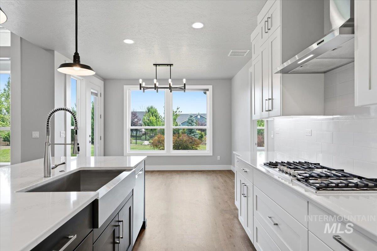 2620 N Rivington Ave, Eagle, Idaho 83616, 4 Bedrooms, 2.5 Bathrooms, Residential For Sale, Price $950,000, 98996302