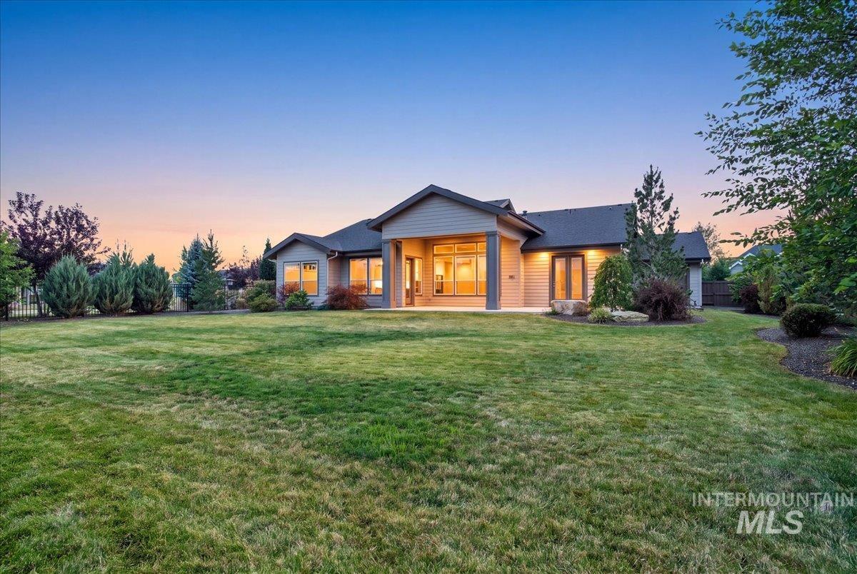 2620 N Rivington Ave, Eagle, Idaho 83616, 4 Bedrooms, 2.5 Bathrooms, Residential For Sale, Price $950,000, 98996302