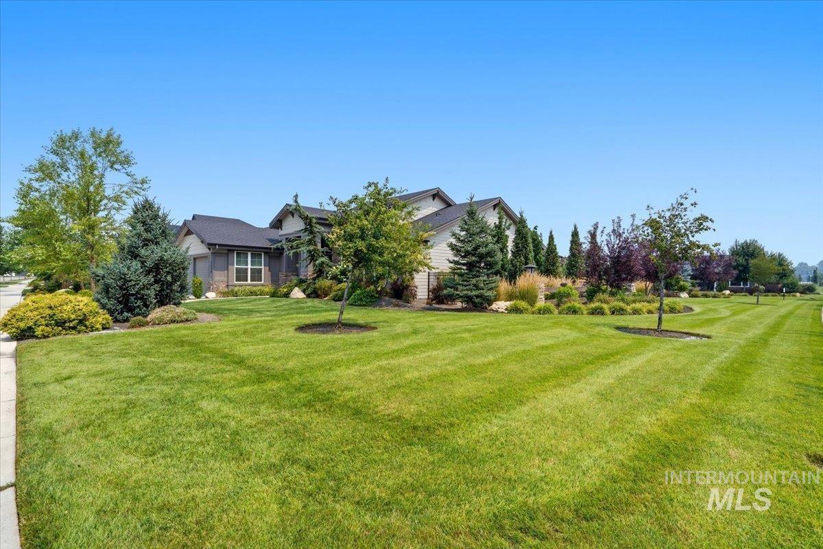 2620 N Rivington Ave, Eagle, Idaho 83616, 4 Bedrooms, 2.5 Bathrooms, Residential For Sale, Price $950,000, 98996302