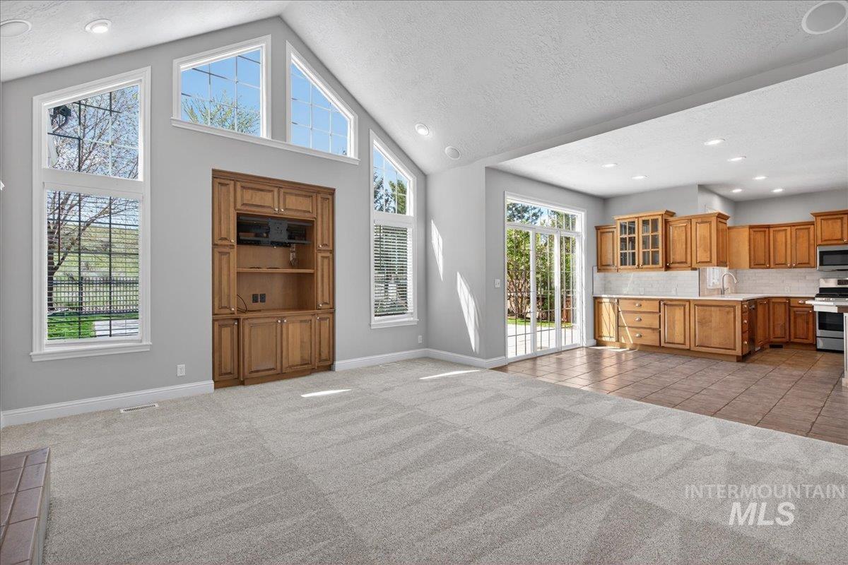 12935 N Schicks Ridge Rd, Boise, Idaho 83714, 4 Bedrooms, 2.5 Bathrooms, Residential For Sale, Price $860,000, 98996304
