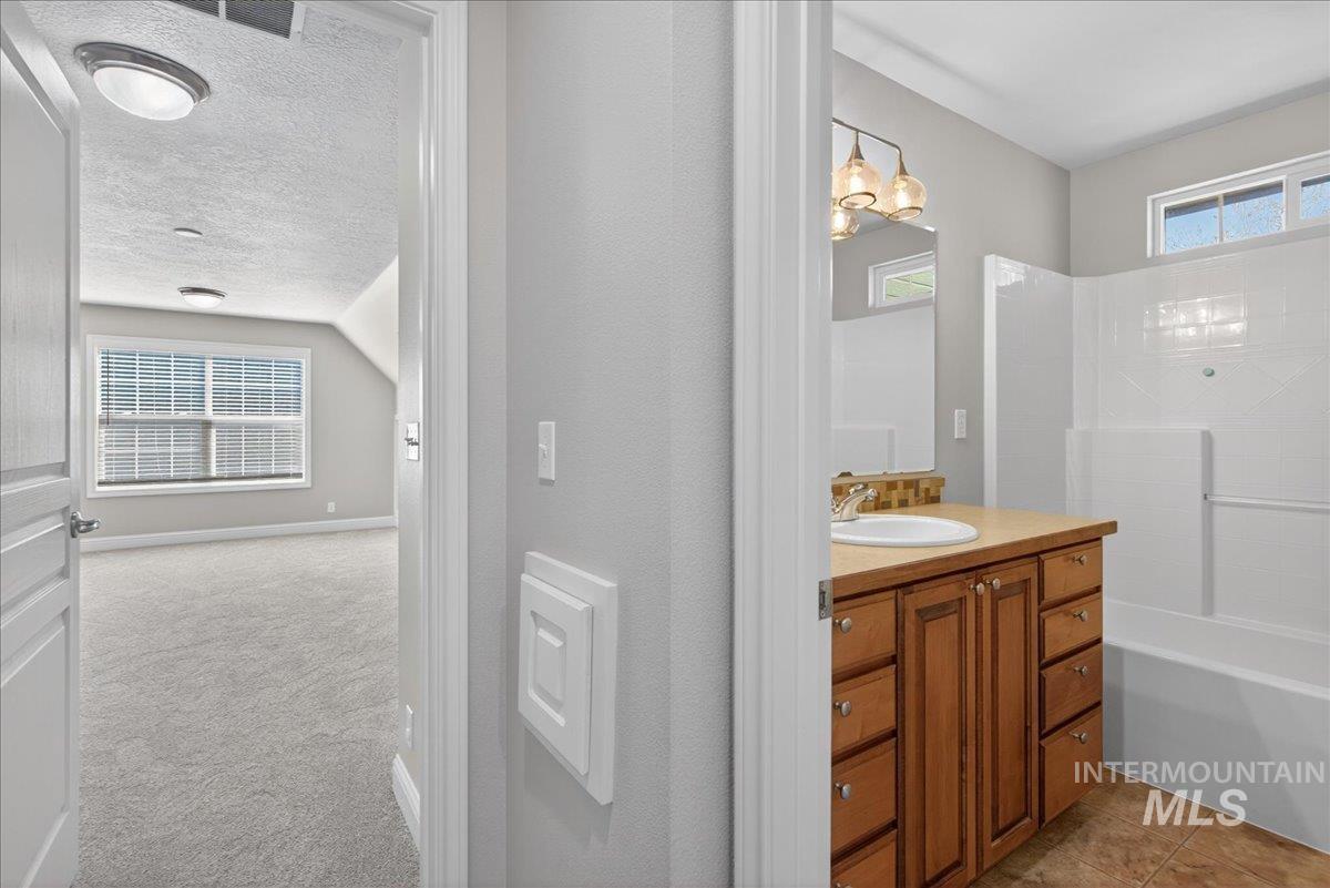 12935 N Schicks Ridge Rd, Boise, Idaho 83714, 4 Bedrooms, 2.5 Bathrooms, Residential For Sale, Price $860,000, 98996304