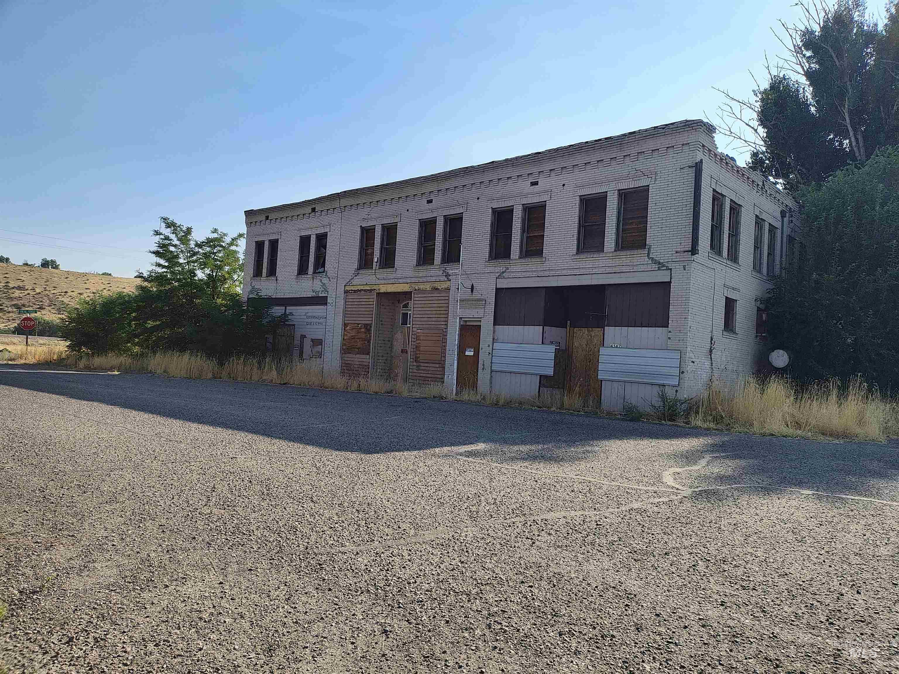 4145 N Meridian St, King Hill, Idaho 83633, 1 Bedroom, 2 Bathrooms, Residential For Sale, Price $175,000,MLS 98996305