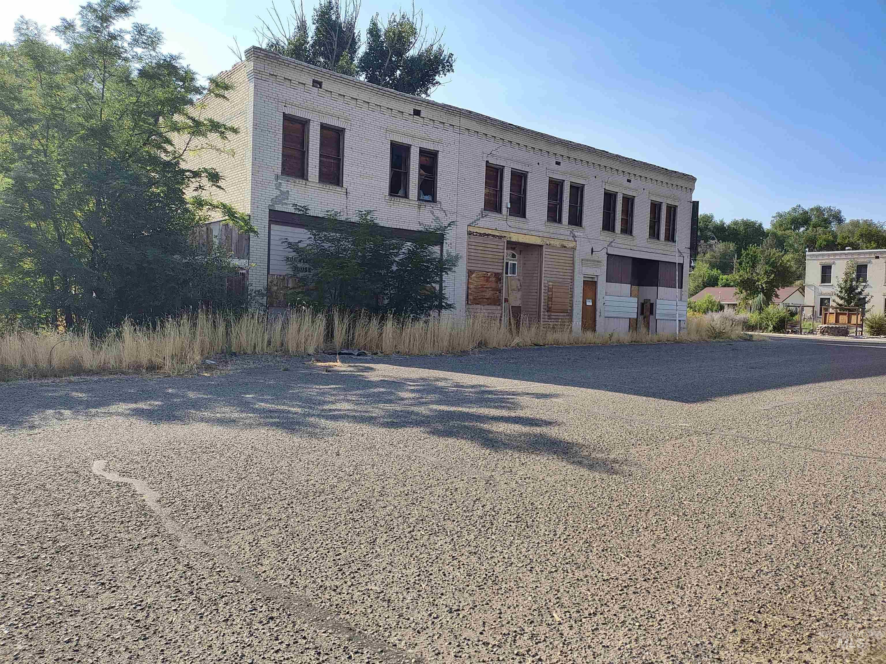 4145 N Meridian St, King Hill, Idaho 83633, 1 Bedroom, 2 Bathrooms, Residential For Sale, Price $175,000,MLS 98996305