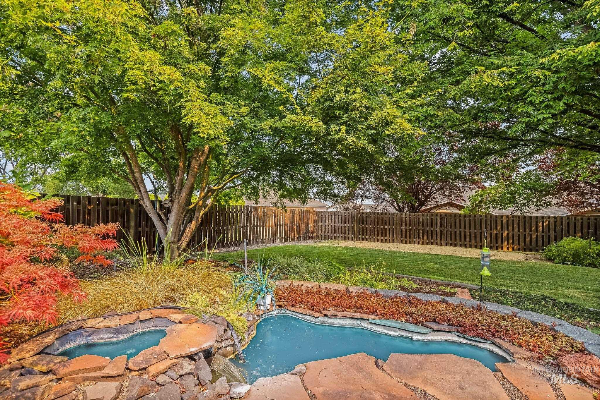 915 Magnolia Street, Lewiston, Idaho 83501, 2 Bedrooms, 2 Bathrooms, Residential For Sale, Price $380,000, 98996308