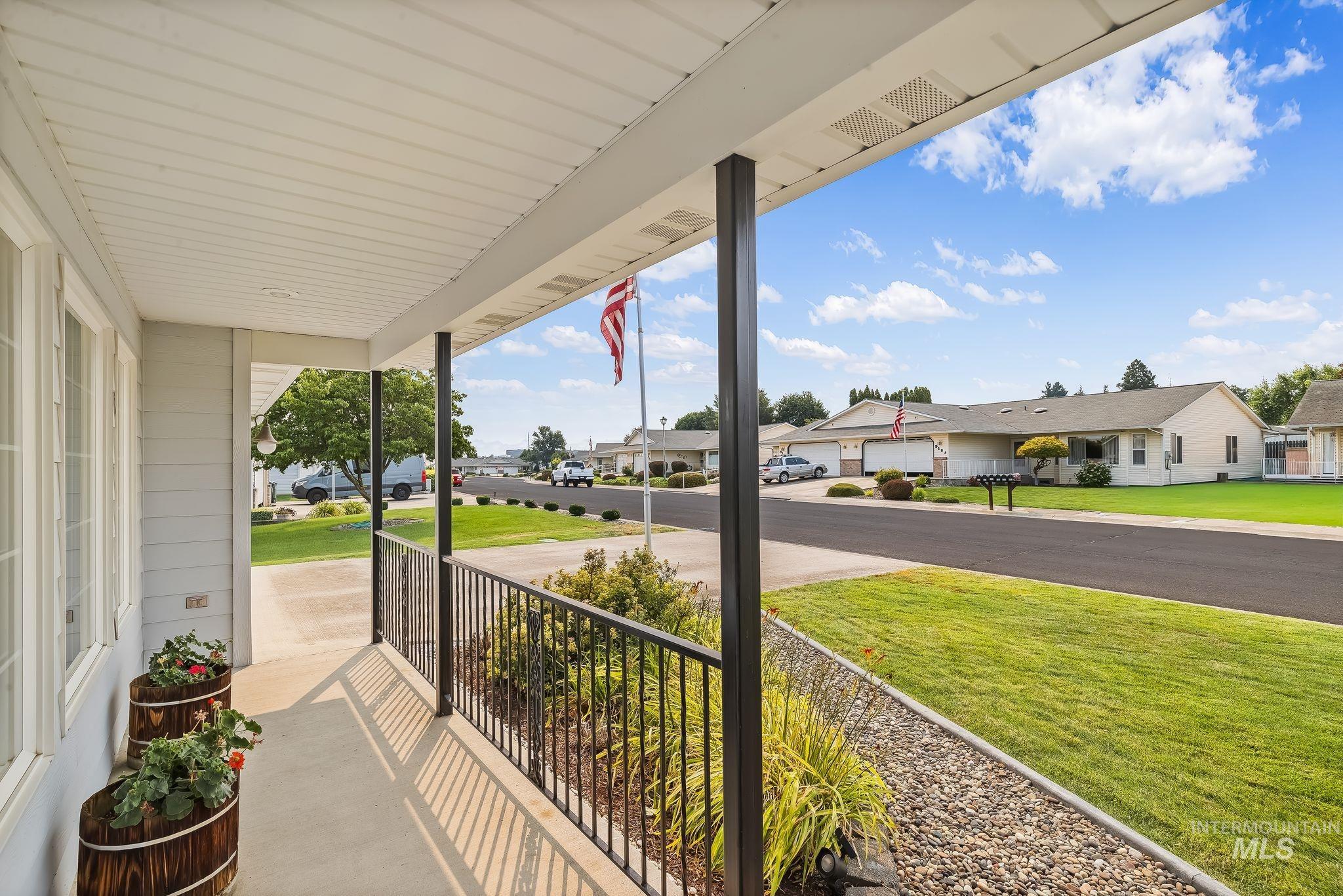915 Magnolia Street, Lewiston, Idaho 83501, 2 Bedrooms, 2 Bathrooms, Residential For Sale, Price $380,000, 98996308