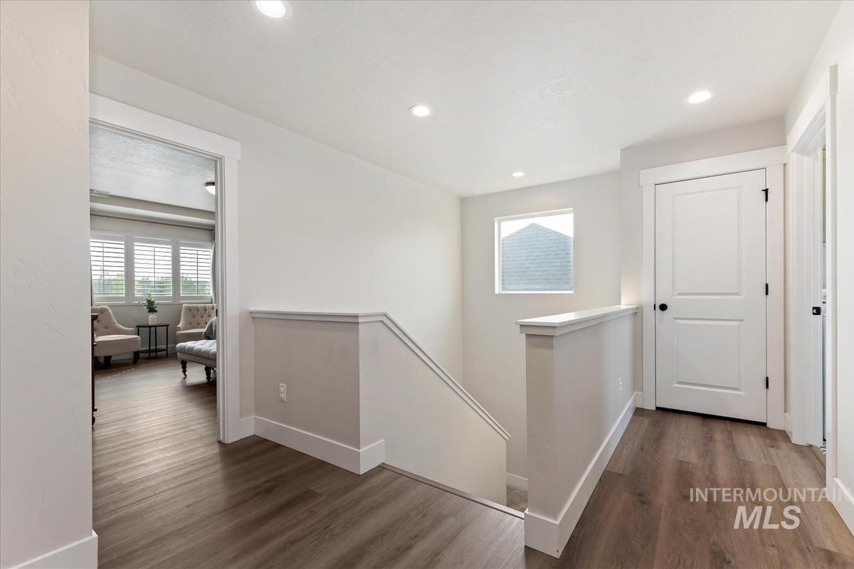18398 Hush Creek Way, Nampa, Idaho 83687, 5 Bedrooms, 3 Bathrooms, Residential For Sale, Price $545,000, 98996309