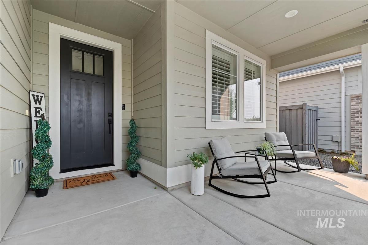 18398 Hush Creek Way, Nampa, Idaho 83687, 5 Bedrooms, 3 Bathrooms, Residential For Sale, Price $545,000, 98996309