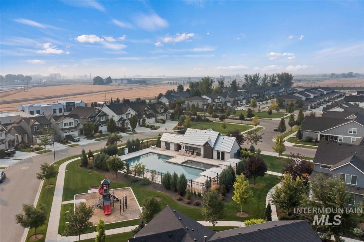 18398 Hush Creek Way, Nampa, Idaho 83687, 5 Bedrooms, 3 Bathrooms, Residential For Sale, Price $545,000, 98996309