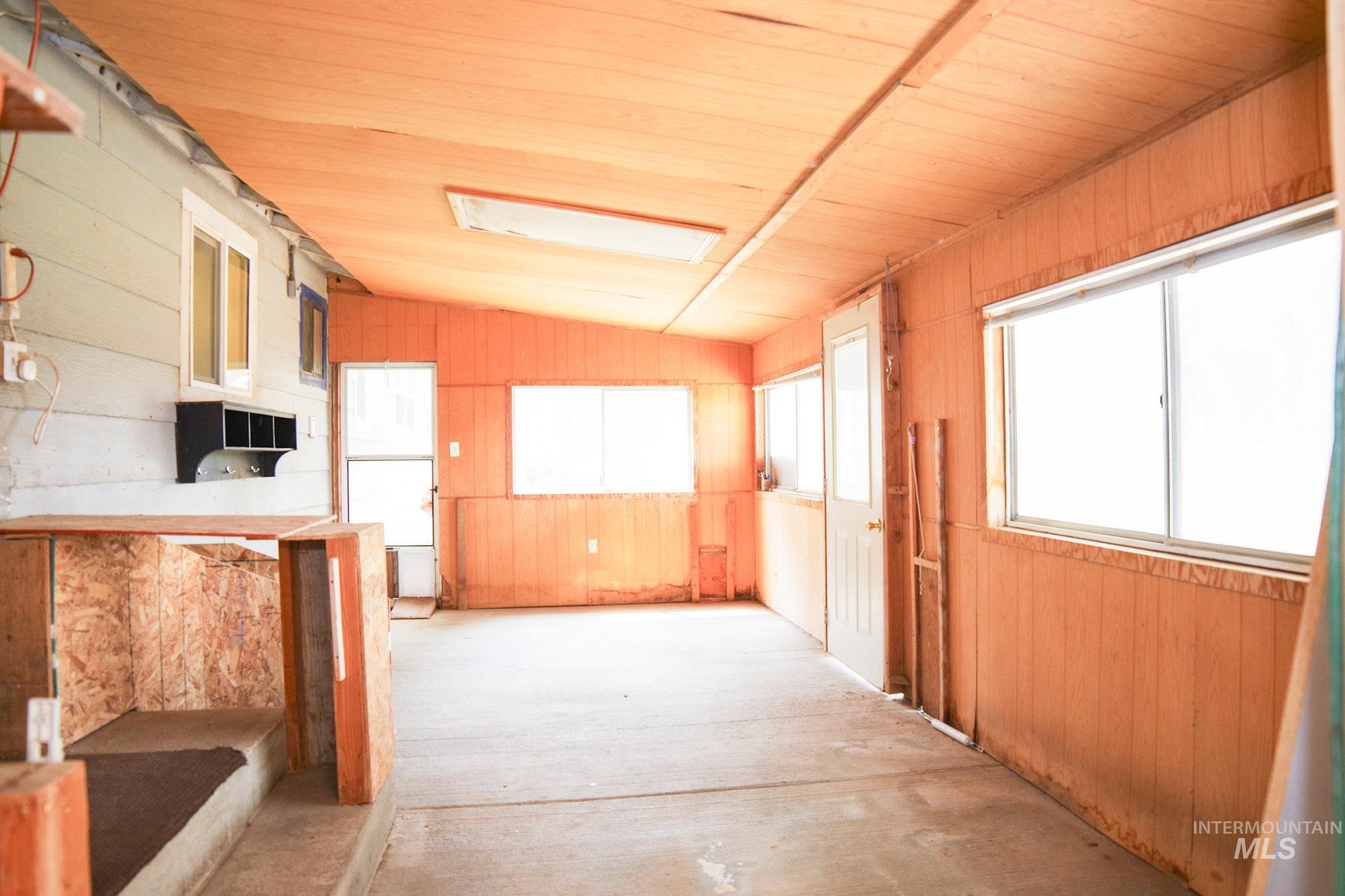 12629 S Sonora Ave, Kuna, Idaho 83634, 3 Bedrooms, 1.5 Bathrooms, Residential For Sale, Price $499,000,MLS 98996311