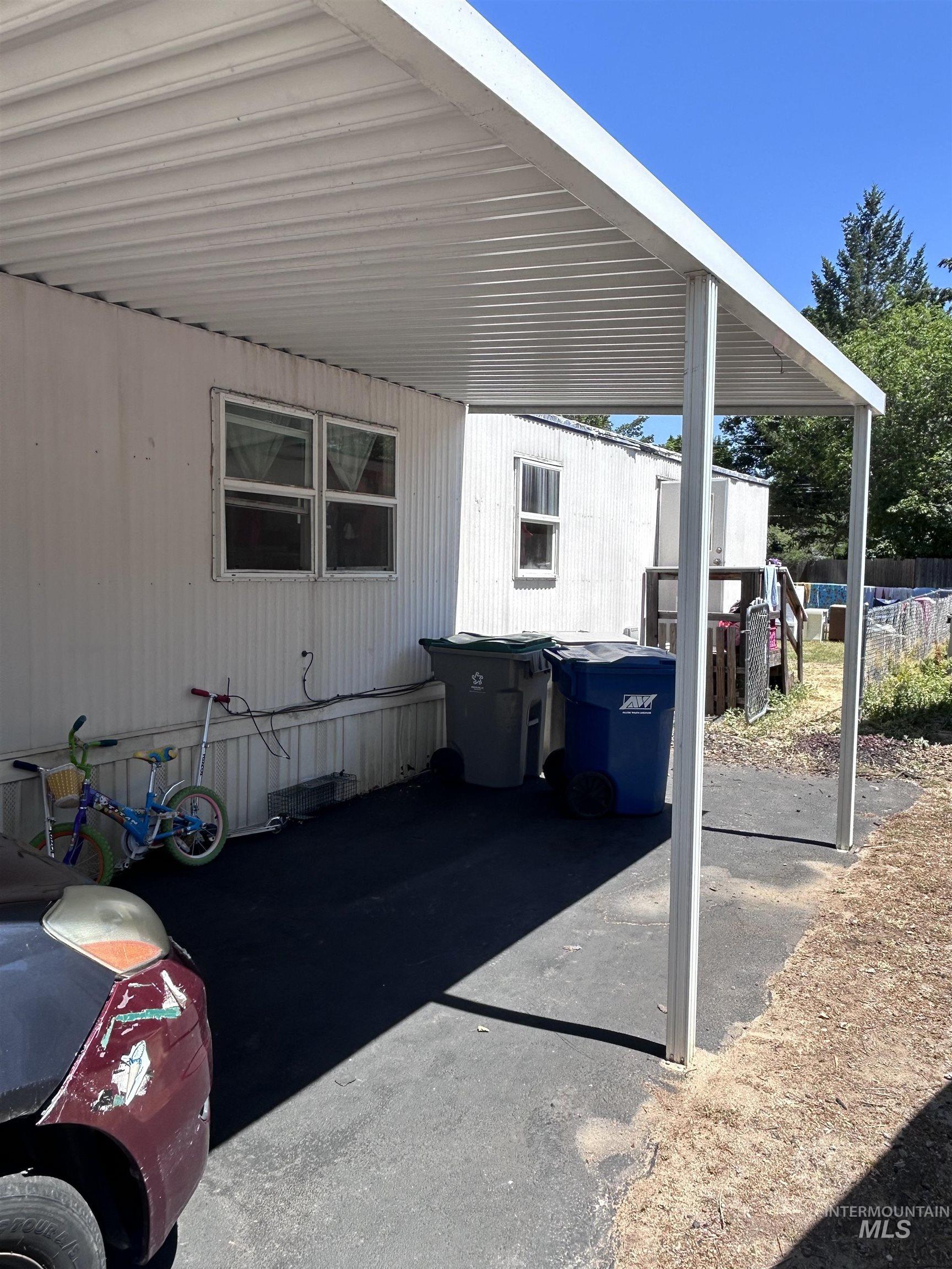 290 NE Pearl St, Mountain Home, Idaho 83647, 2 Bedrooms, 2 Bathrooms, Residential For Sale, Price $16,000, 98996313