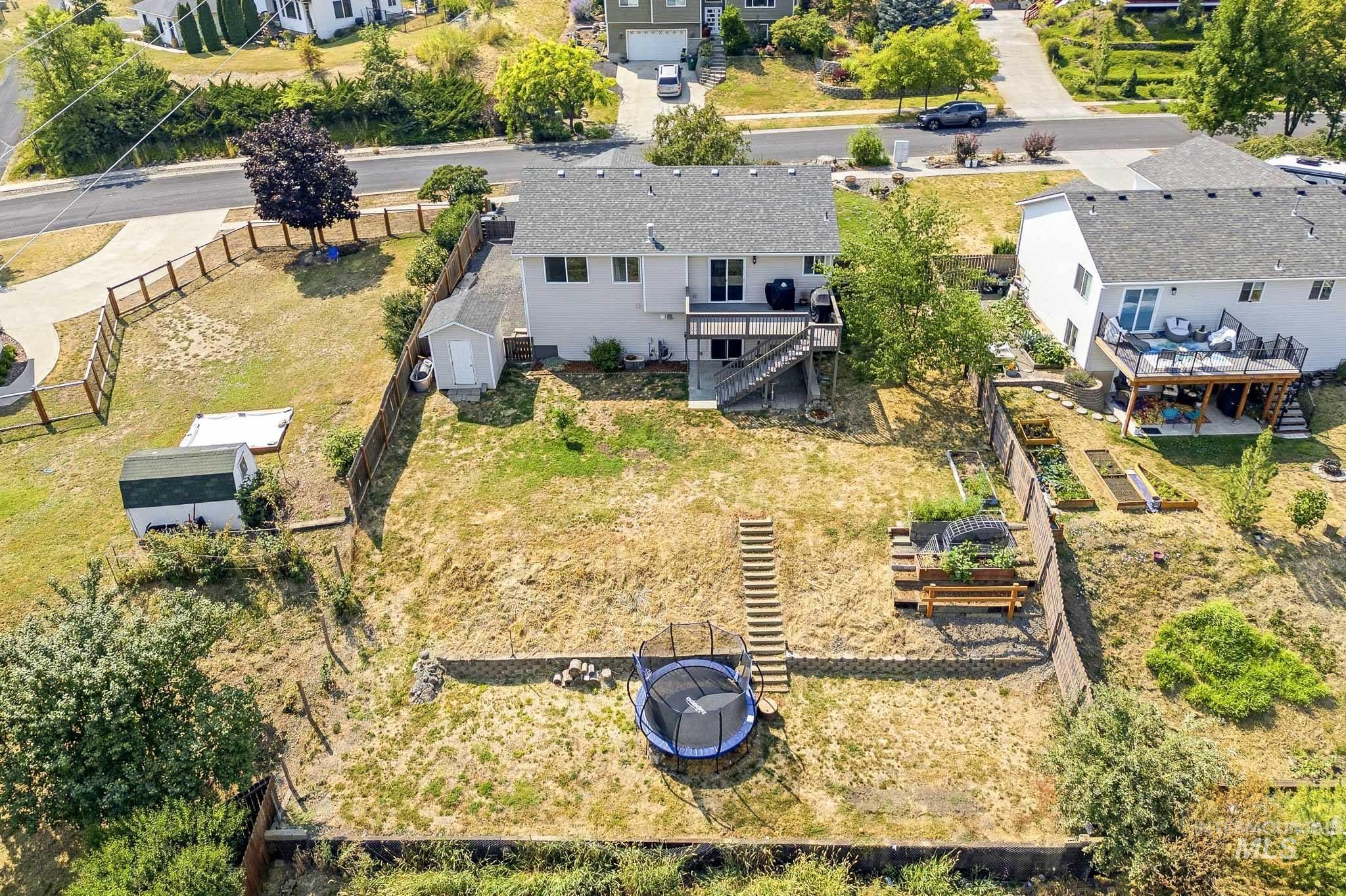 1350 Franklin Road, Moscow, Idaho 83843, 4 Bedrooms, 2 Bathrooms, Residential For Sale, Price $505,000, 98996315