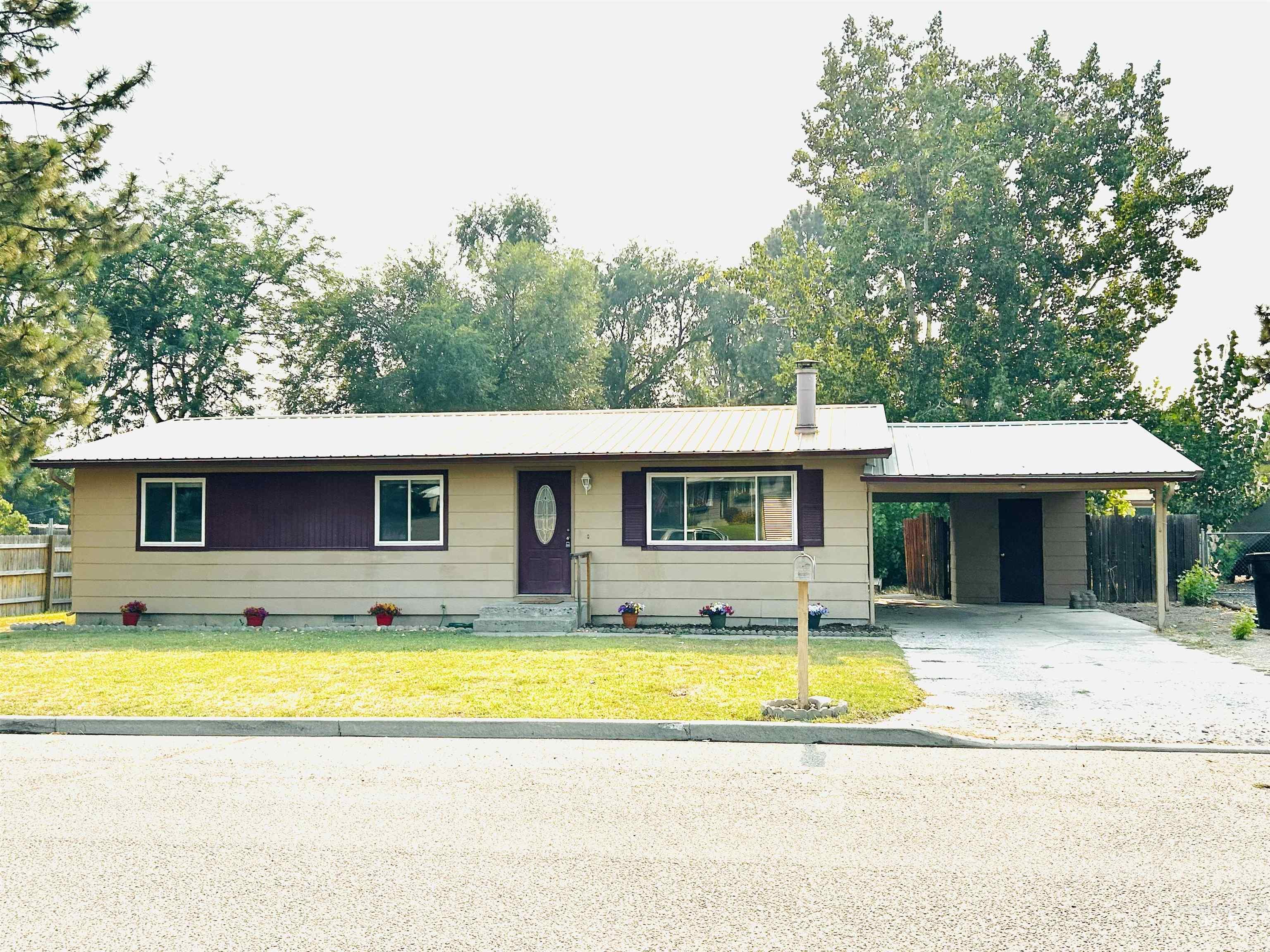 1801 W 6th, Weiser, Idaho 83672, 3 Bedrooms, 1 Bathroom, Residential For Sale, Price $268,826, 98996316