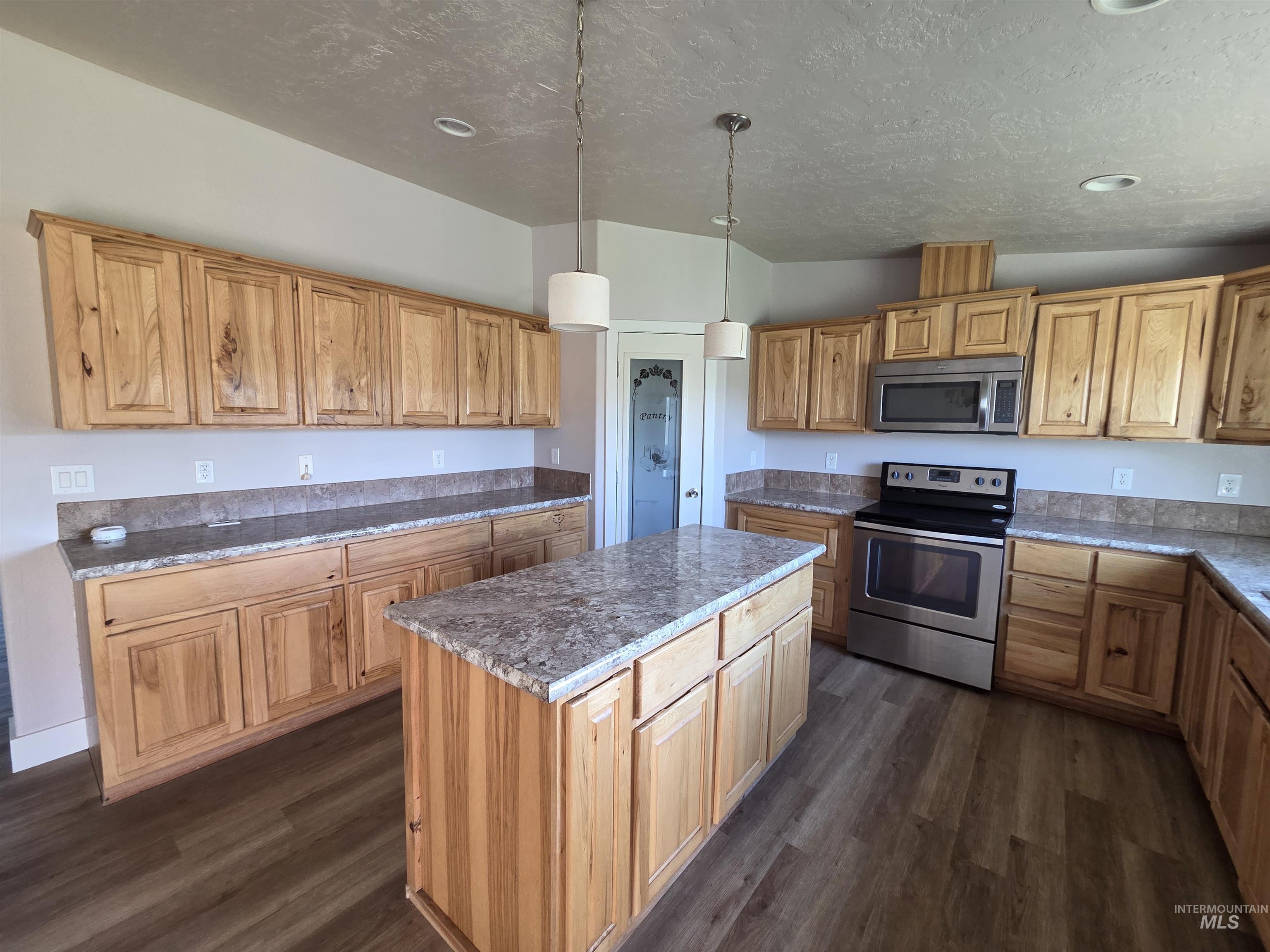 2205 Jackson Creek Rd, Council, Idaho 83612, 4 Bedrooms, 2 Bathrooms, Farm & Ranch For Sale, Price $2,599,000,MLS 98996317