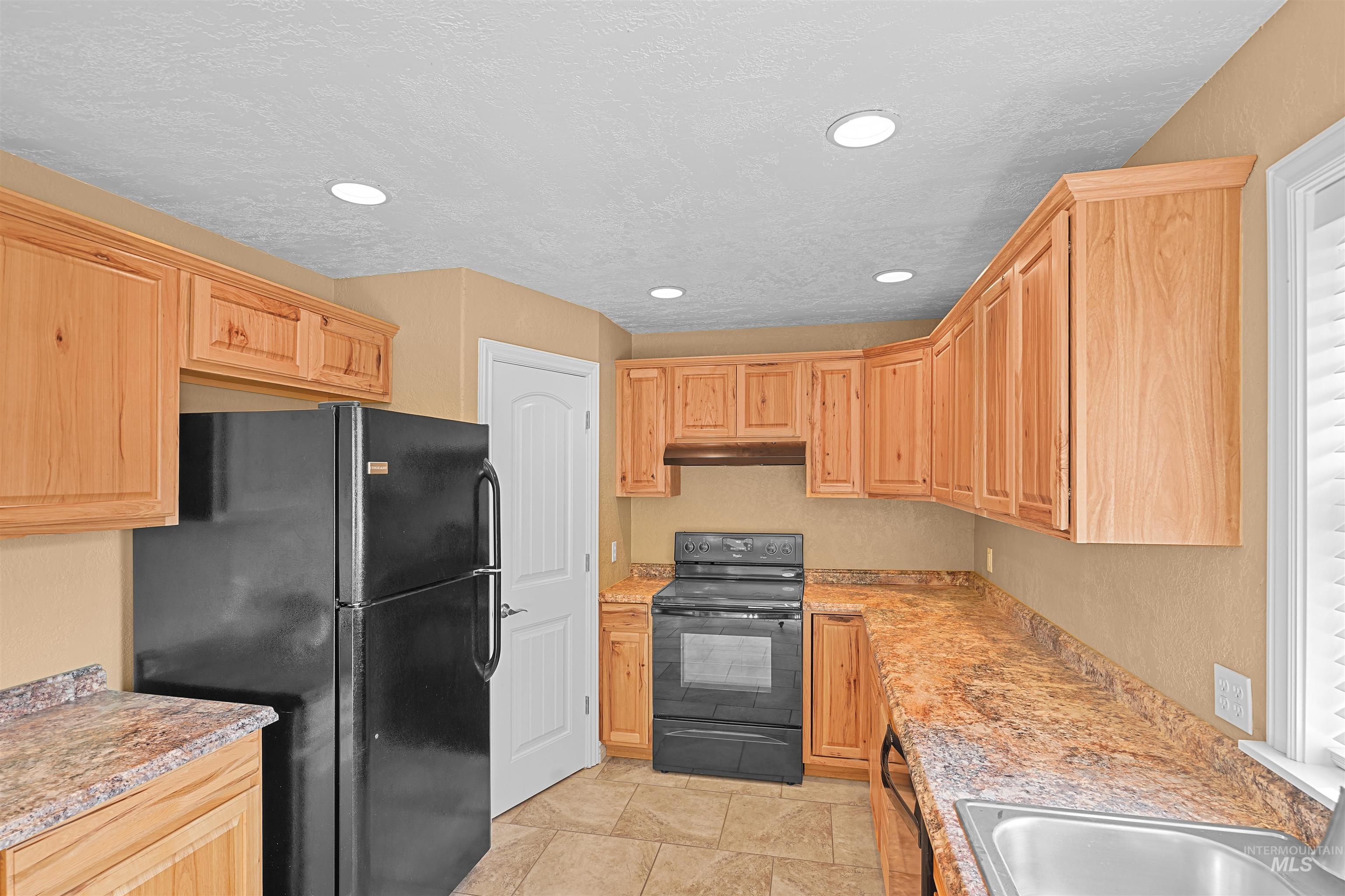 2040 Conant, Burley, Idaho 83318, 4 Bedrooms, 3 Bathrooms, Residential For Sale, Price $365,000, 98996320