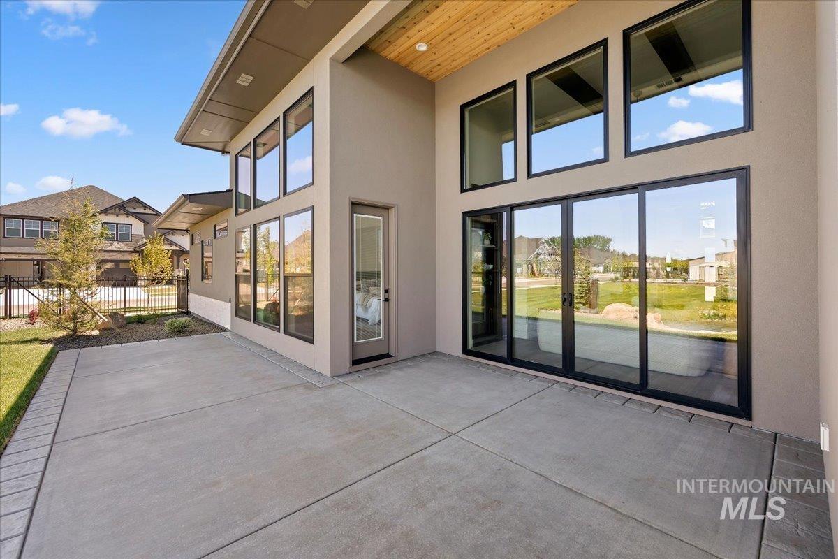 4900 W Braveheart St, Eagle, Idaho 83616, 3 Bedrooms, 3.5 Bathrooms, Residential For Sale, Price $1,550,000, 98996321