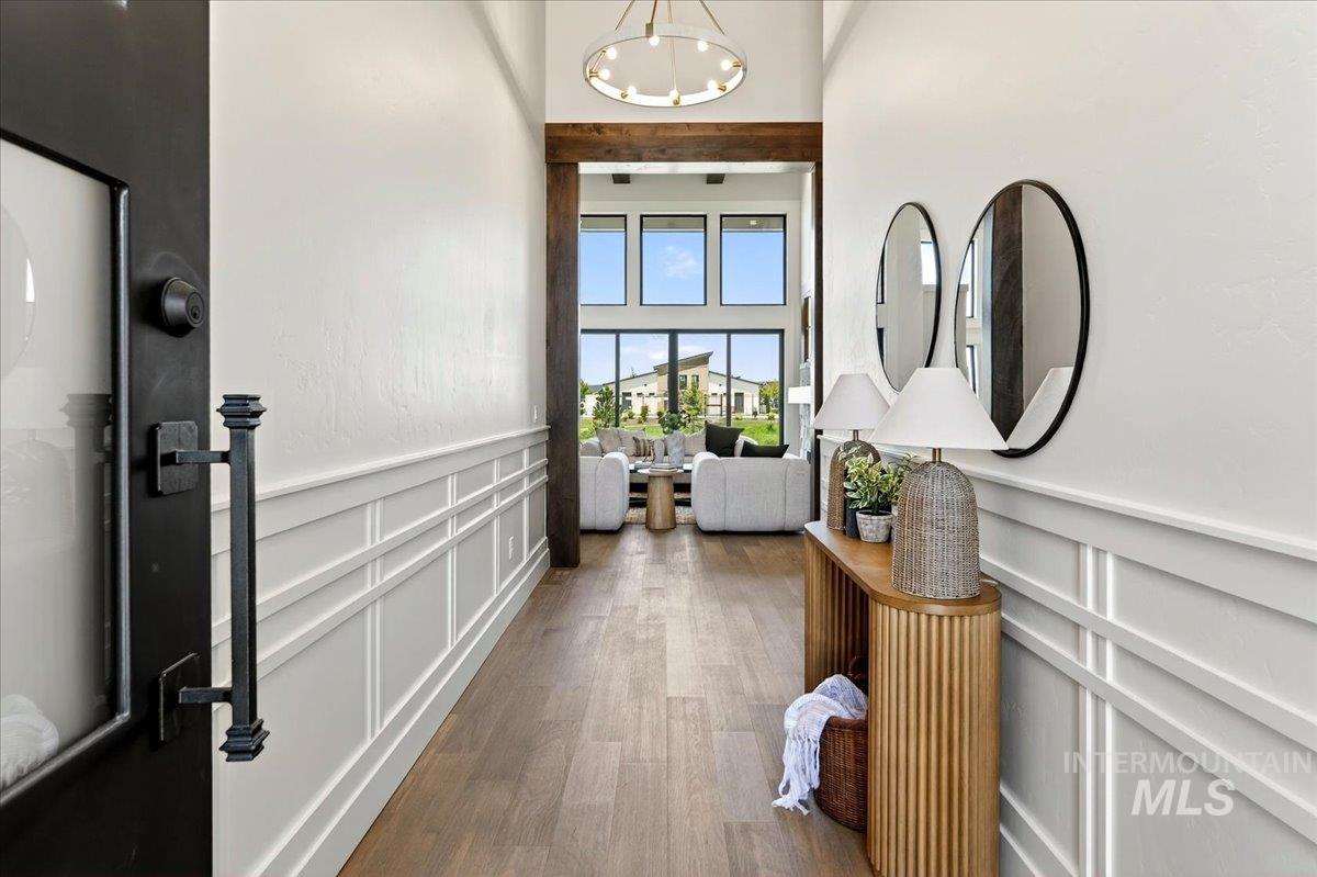 4900 W Braveheart St, Eagle, Idaho 83616, 3 Bedrooms, 3.5 Bathrooms, Residential For Sale, Price $1,550,000, 98996321